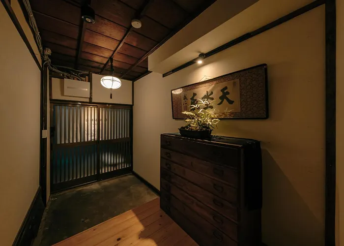 名鉄名古屋駅から一駅最寄り駅徒歩一分一棟貸切宿machiya Villa Gashu
